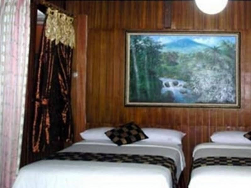 Fora Guest House Taman Lingkar Bandung Extérieur photo