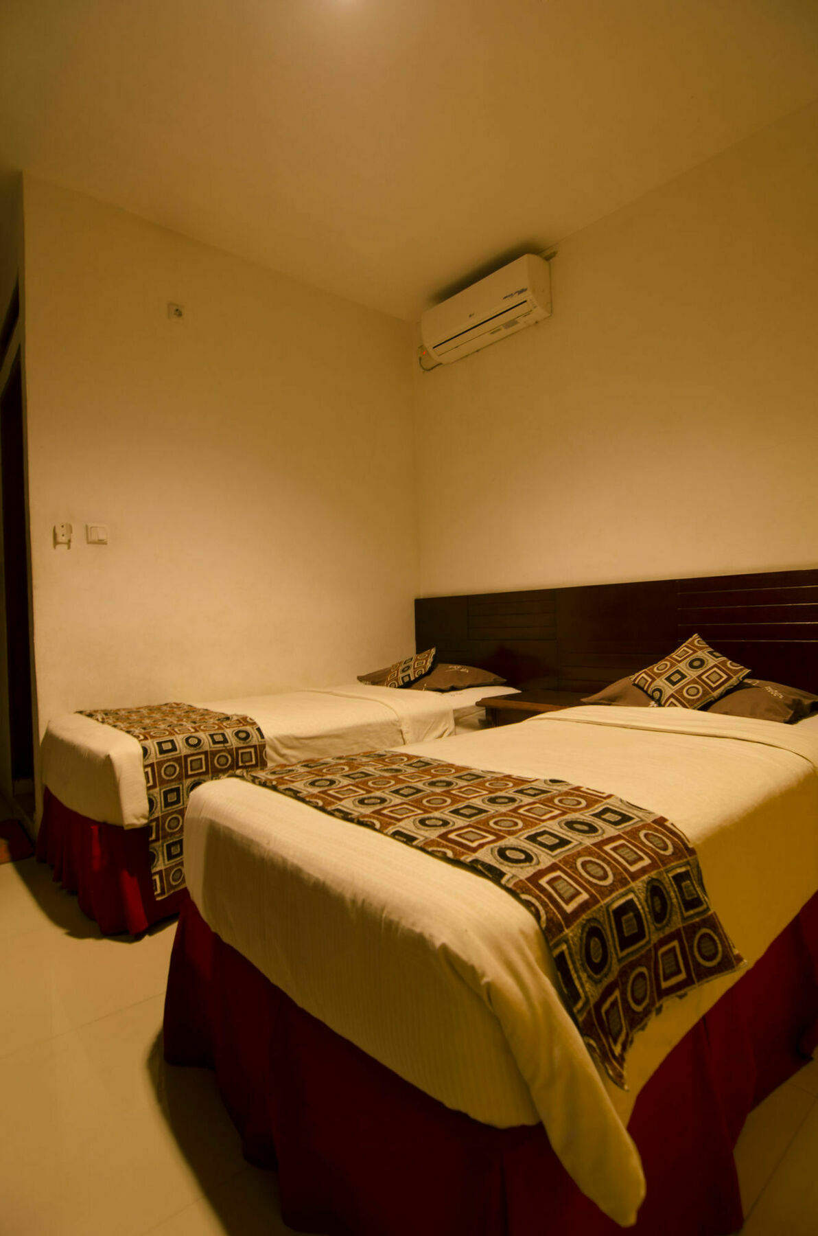 Fora Guest House Taman Lingkar Bandung Extérieur photo