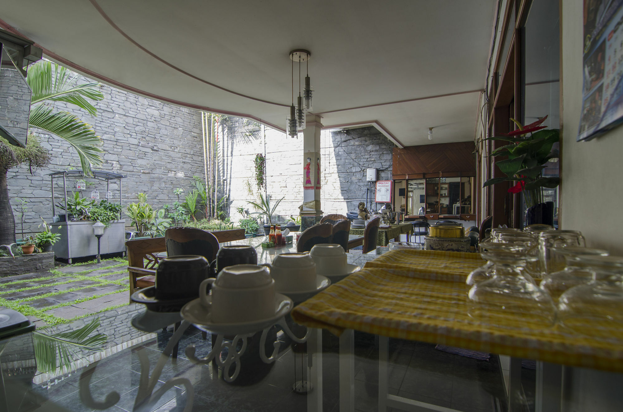 Fora Guest House Taman Lingkar Bandung Extérieur photo